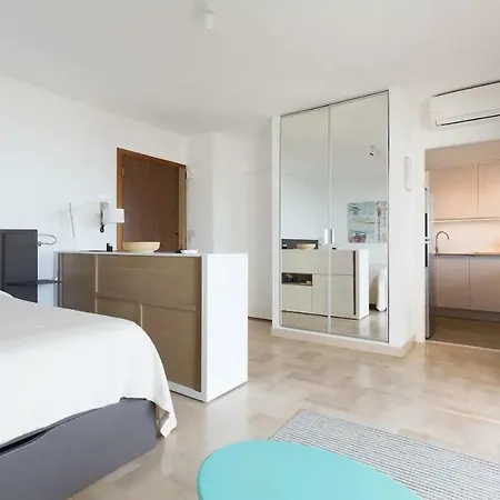 Bijou جوان ليه باه